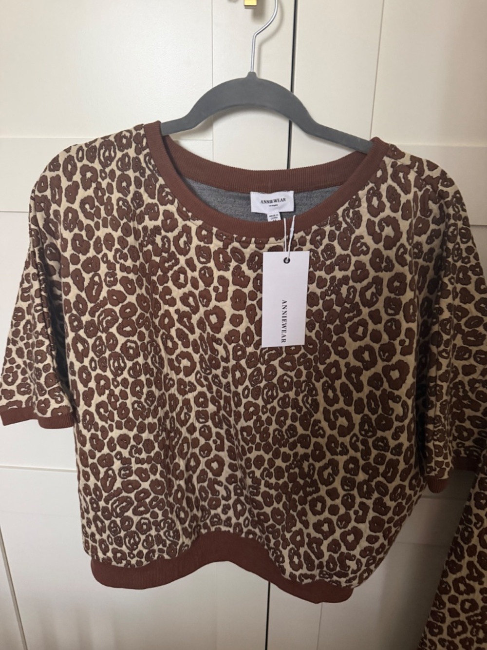 Leopard Jacquard Texture Knit Set - Picture 2 of 4